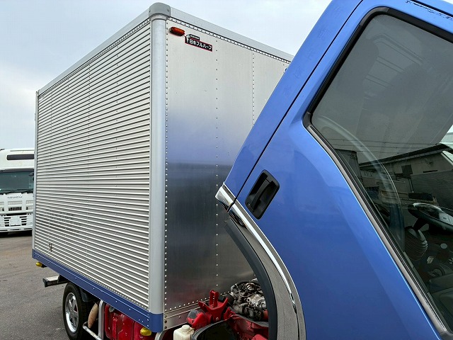 標準幅日本フルハーフ2トン積載150馬力5速MT2t5t|中古トラックの販売・買取・査定のアイナビ