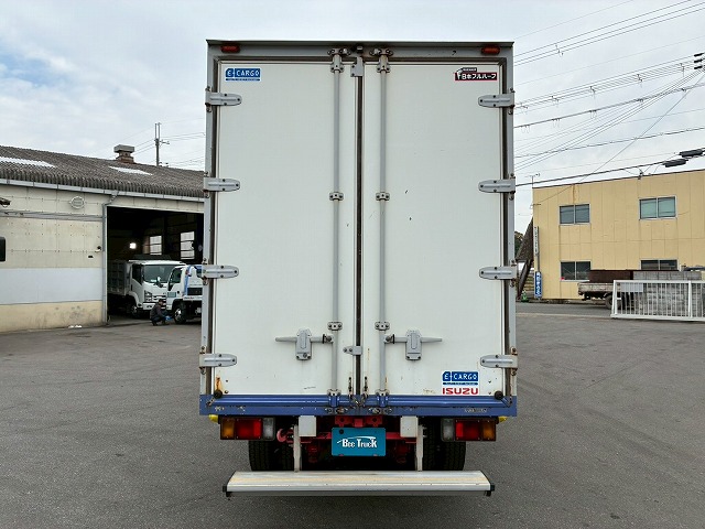 標準幅日本フルハーフ2トン積載150馬力5速MT2t5t|中古トラックの販売・買取・査定のアイナビ