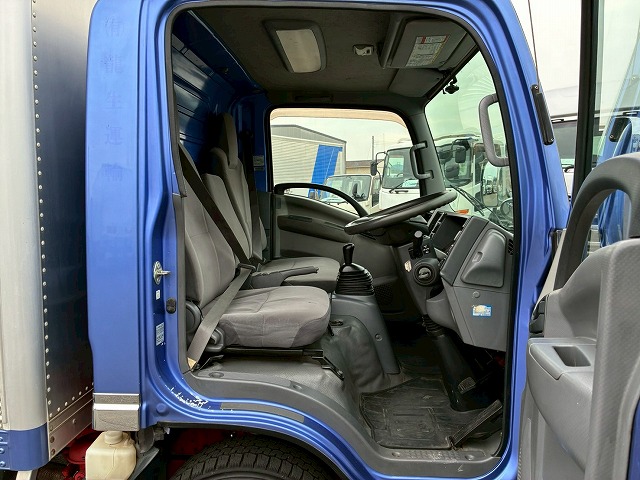 標準幅日本フルハーフ2トン積載150馬力5速MT2t5t|中古トラックの販売・買取・査定のアイナビ