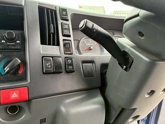 標準幅日本フルハーフ2トン積載150馬力5速MT2t5t|中古トラックの販売・買取・査定のアイナビ