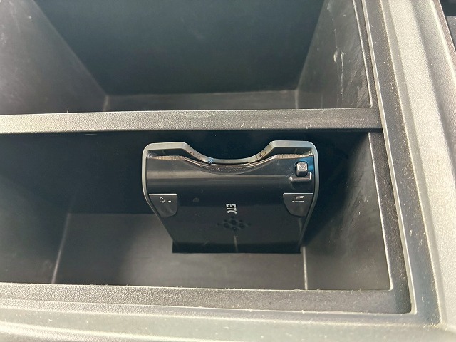 標準幅日本フルハーフ2トン積載150馬力5速MT2t5t|中古トラックの販売・買取・査定のアイナビ