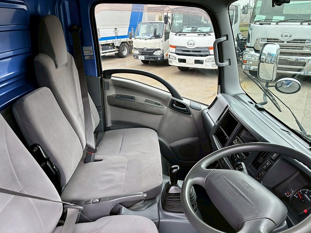 標準幅日本フルハーフ2トン積載150馬力5速MT2t5t|中古トラックの販売・買取・査定のアイナビ