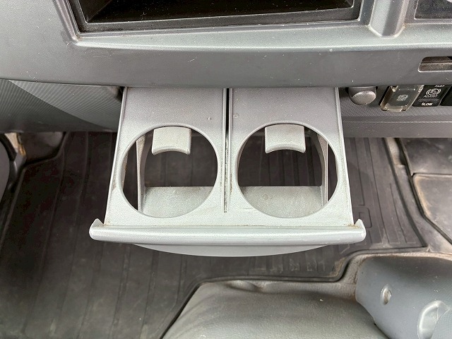 標準幅日本フルハーフ2トン積載150馬力5速MT2t5t|中古トラックの販売・買取・査定のアイナビ