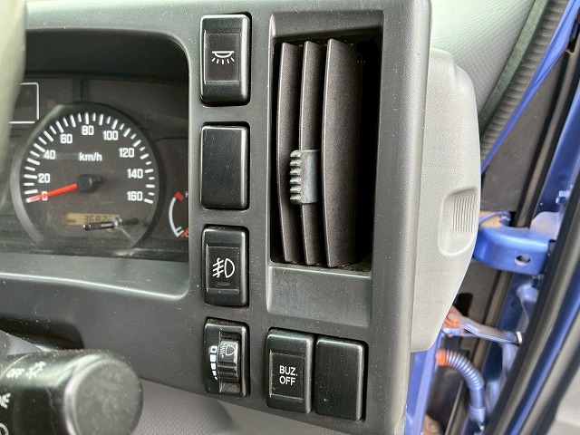 標準幅日本フルハーフ2トン積載150馬力5速MT2t5t|中古トラックの販売・買取・査定のアイナビ