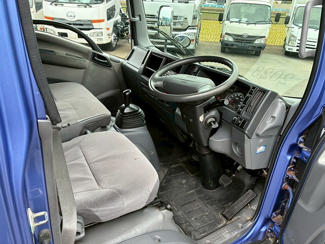 標準幅日本フルハーフ2トン積載150馬力5速MT2t5t|中古トラックの販売・買取・査定のアイナビ