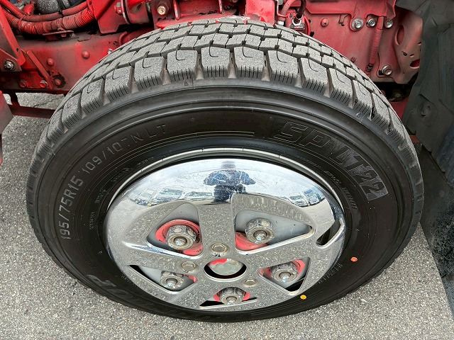 標準幅日本フルハーフ2トン積載150馬力5速MT2t5t|中古トラックの販売・買取・査定のアイナビ