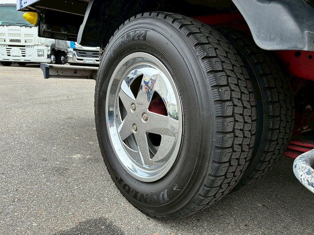 標準幅日本フルハーフ2トン積載150馬力5速MT2t5t|中古トラックの販売・買取・査定のアイナビ