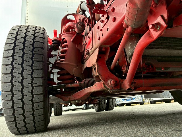 標準幅日本フルハーフ2トン積載150馬力5速MT2t5t|中古トラックの販売・買取・査定のアイナビ