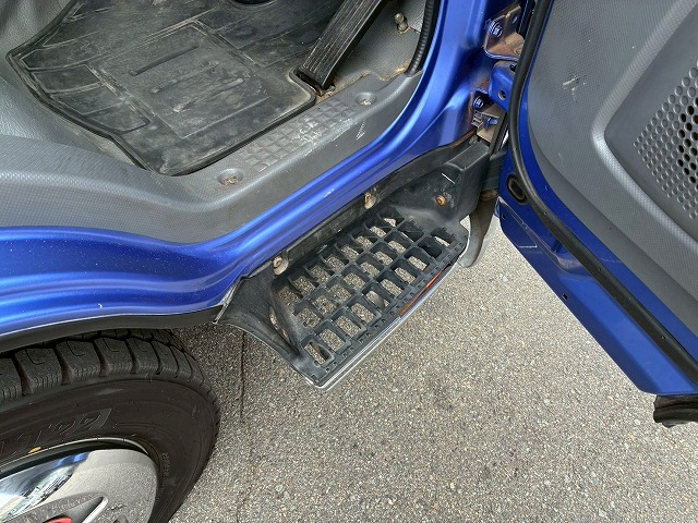 標準幅日本フルハーフ2トン積載150馬力5速MT2t5t|中古トラックの販売・買取・査定のアイナビ