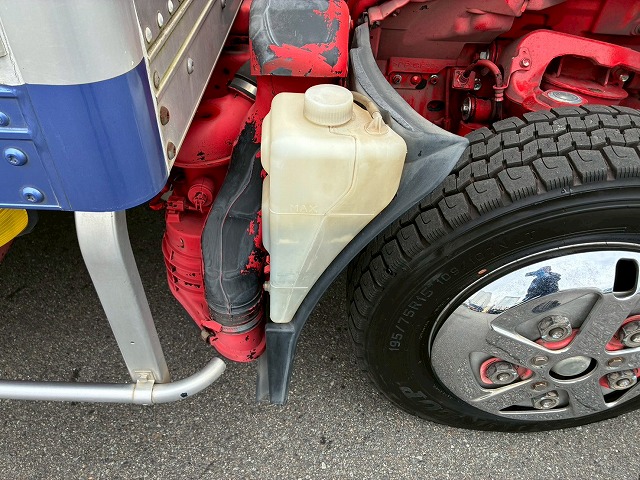 標準幅日本フルハーフ2トン積載150馬力5速MT2t5t|中古トラックの販売・買取・査定のアイナビ