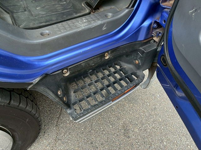 標準幅日本フルハーフ2トン積載150馬力5速MT2t5t|中古トラックの販売・買取・査定のアイナビ