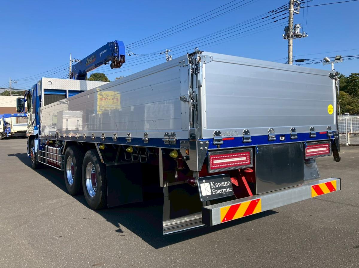 ☆R4 大型 アルミブロック7.2mボディ ラジコン|中古トラックの販売・買取・査定のアイナビ