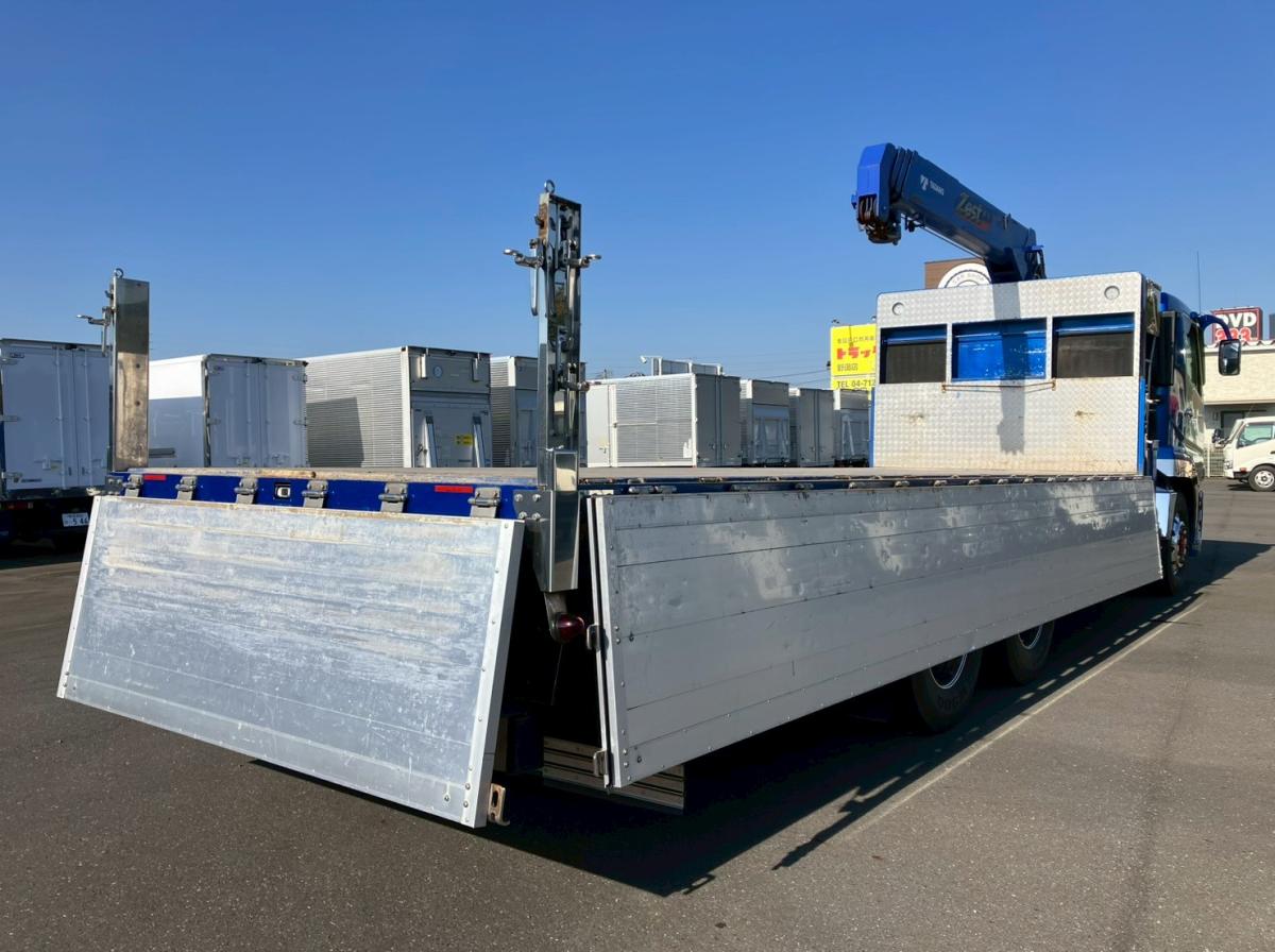 ☆R4 大型 アルミブロック7.2mボディ ラジコン|中古トラックの販売・買取・査定のアイナビ