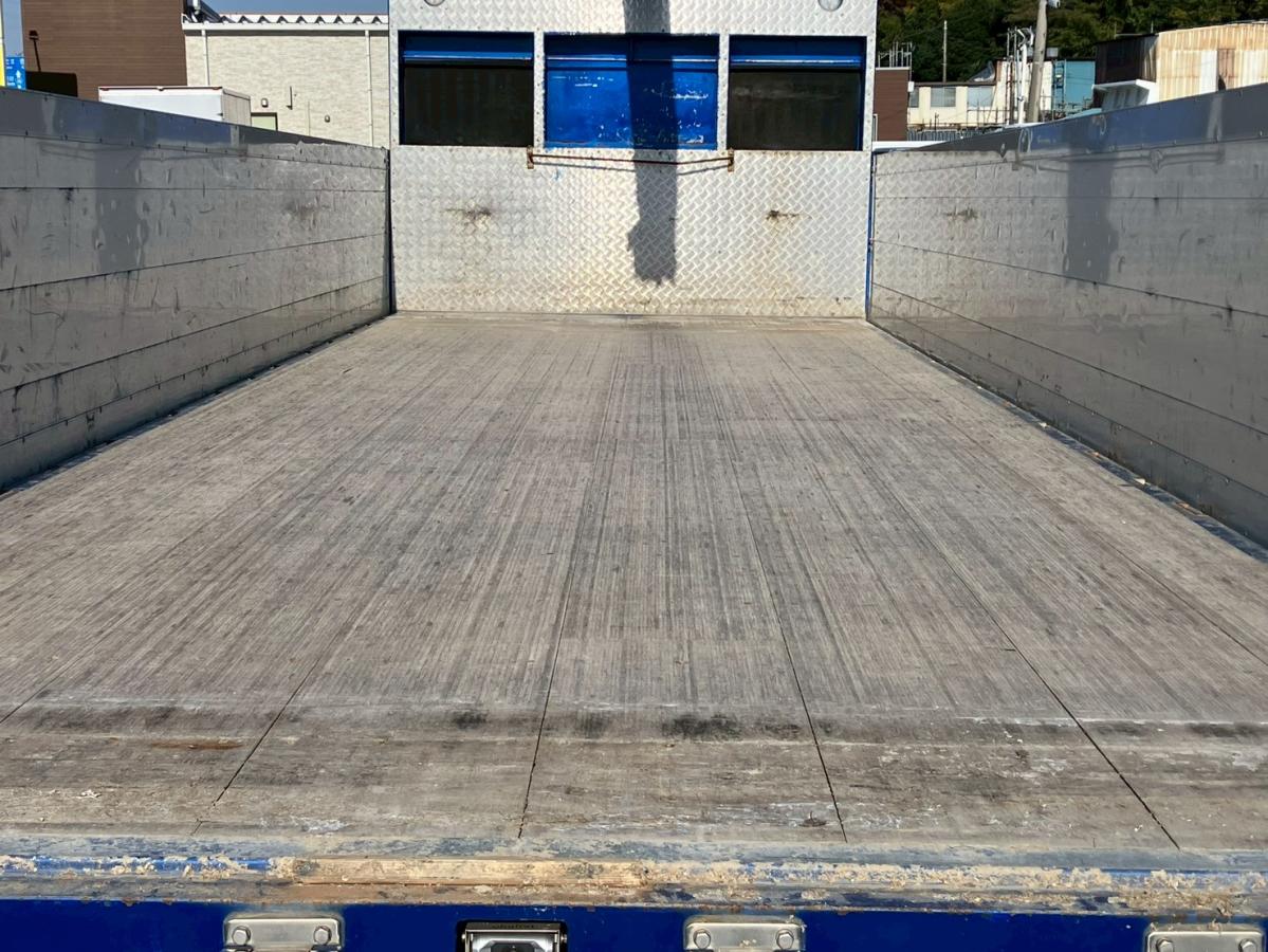 ☆R4 大型 アルミブロック7.2mボディ ラジコン|中古トラックの販売・買取・査定のアイナビ