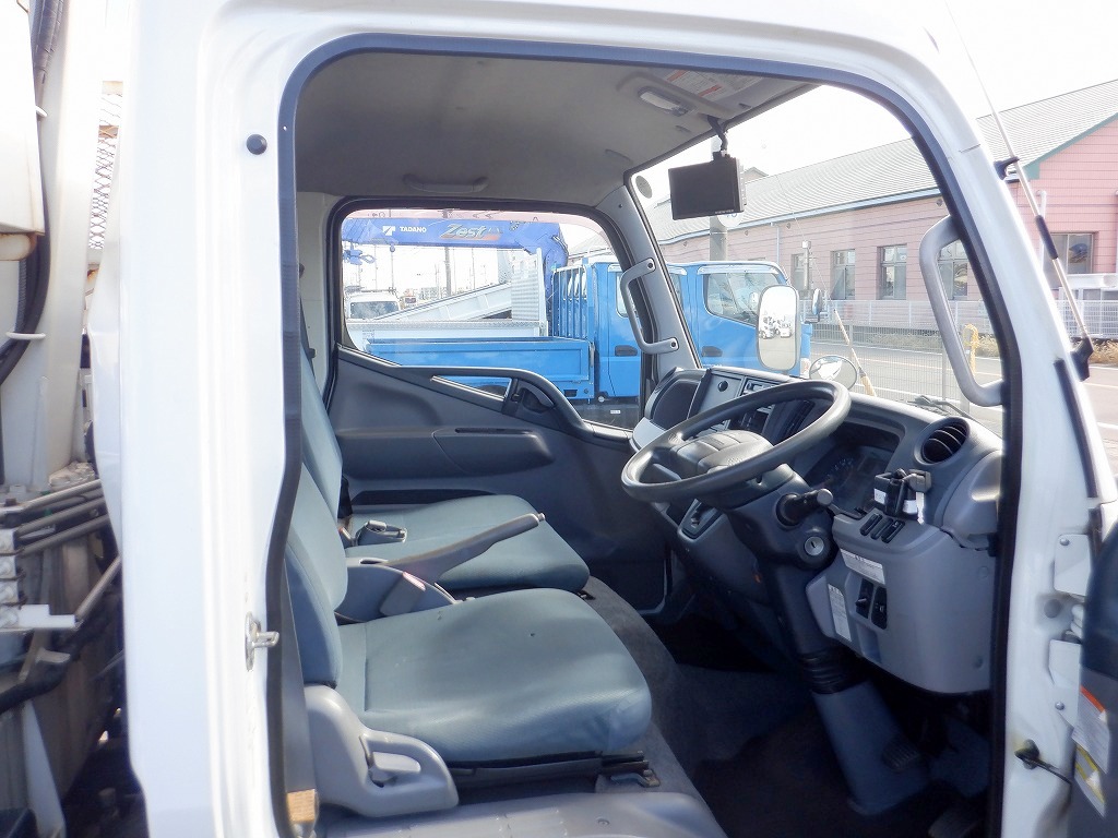 3.5t 標準ロング タダノ製3段クレーン ラジコン付 車検付|中古トラックの販売・買取・査定のアイナビ