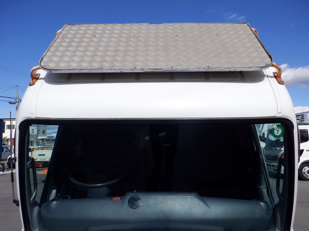 3.5t 標準ロング タダノ製3段クレーン ラジコン付 車検付|中古トラックの販売・買取・査定のアイナビ