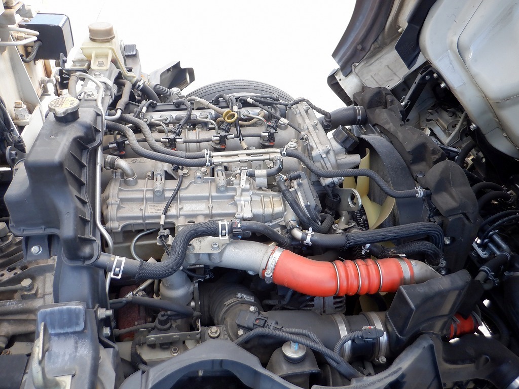 3.5t 標準ロング タダノ製3段クレーン ラジコン付 車検付|中古トラックの販売・買取・査定のアイナビ