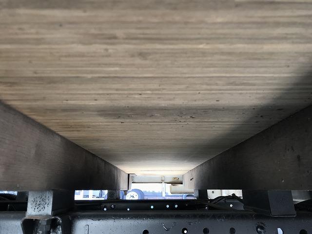 いすゞ 平ボディ|中古トラックの販売・買取・査定のアイナビ