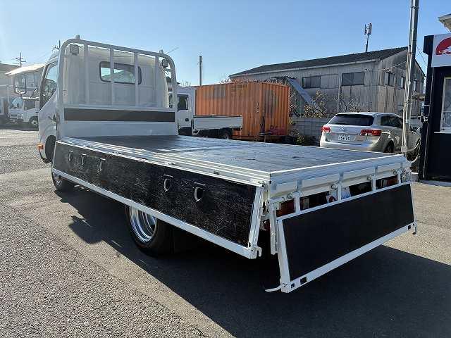 日野 平ボディ デュトロ|中古トラックの販売・買取・査定のアイナビ