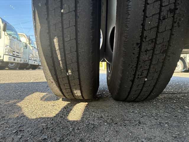 日野 平ボディ デュトロ|中古トラックの販売・買取・査定のアイナビ