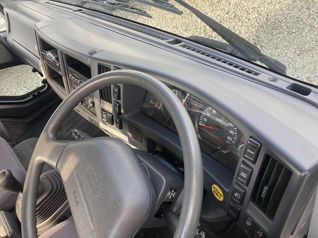 いすゞ 平ボディ フォワード|中古トラックの販売・買取・査定のアイナビ