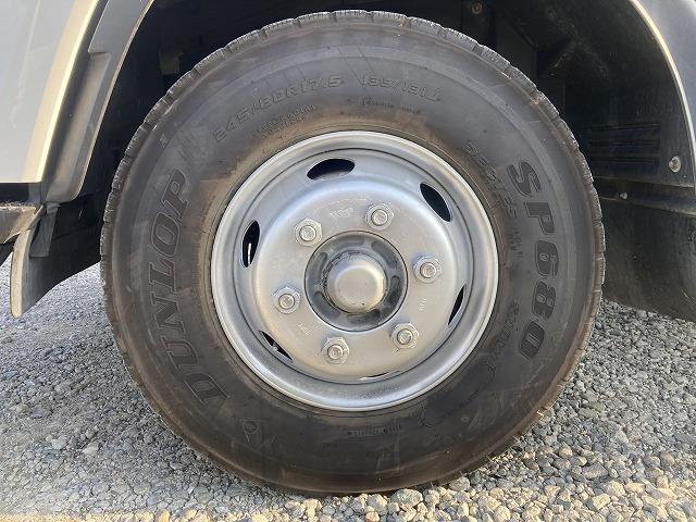 いすゞ 平ボディ フォワード|中古トラックの販売・買取・査定のアイナビ