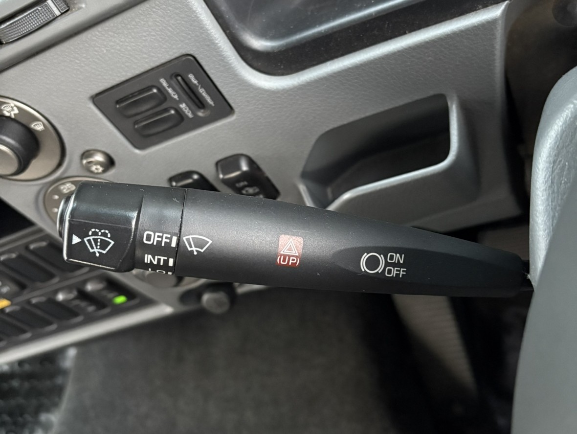 H28年式、ファイター、62中型増トン平ボデー、車検付|中古トラックの販売・買取・査定のアイナビ