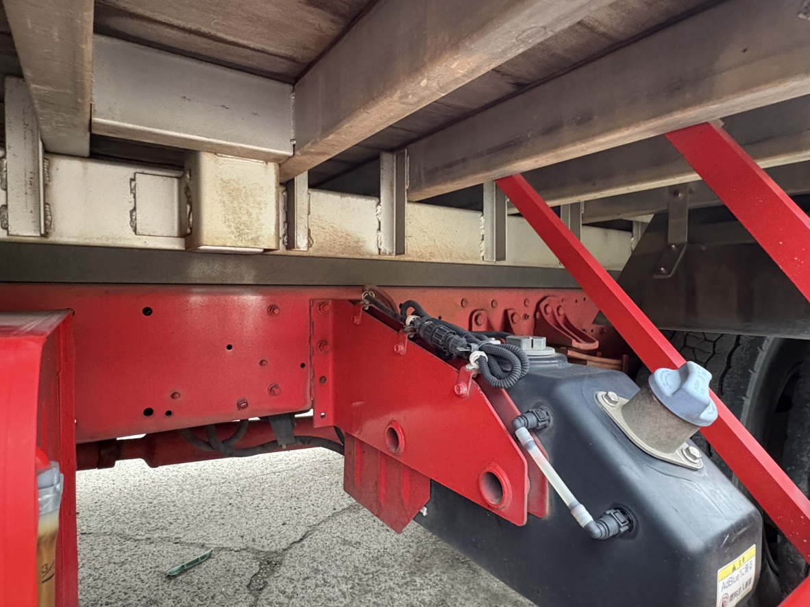 H28年式、ファイター、62中型増トン平ボデー、車検付|中古トラックの販売・買取・査定のアイナビ