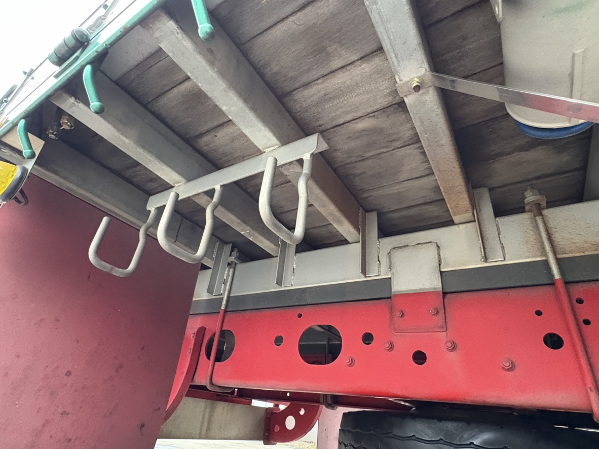 H28年式、ファイター、62中型増トン平ボデー、車検付|中古トラックの販売・買取・査定のアイナビ