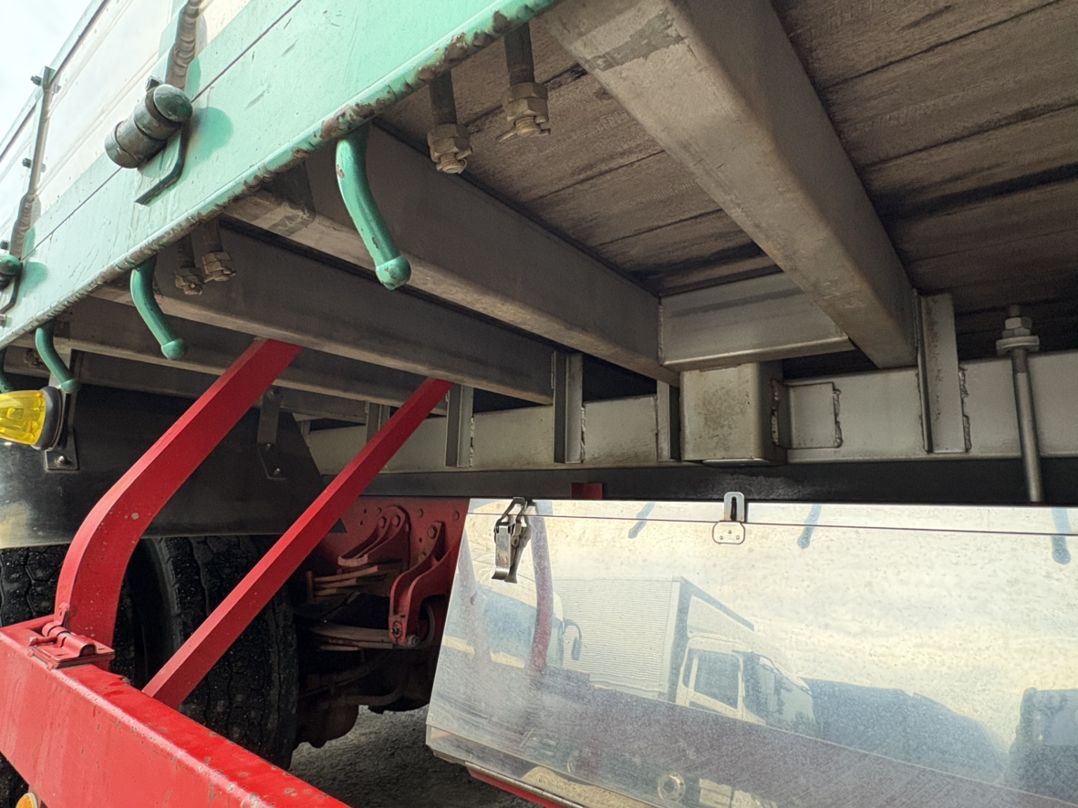 H28年式、ファイター、62中型増トン平ボデー、車検付|中古トラックの販売・買取・査定のアイナビ