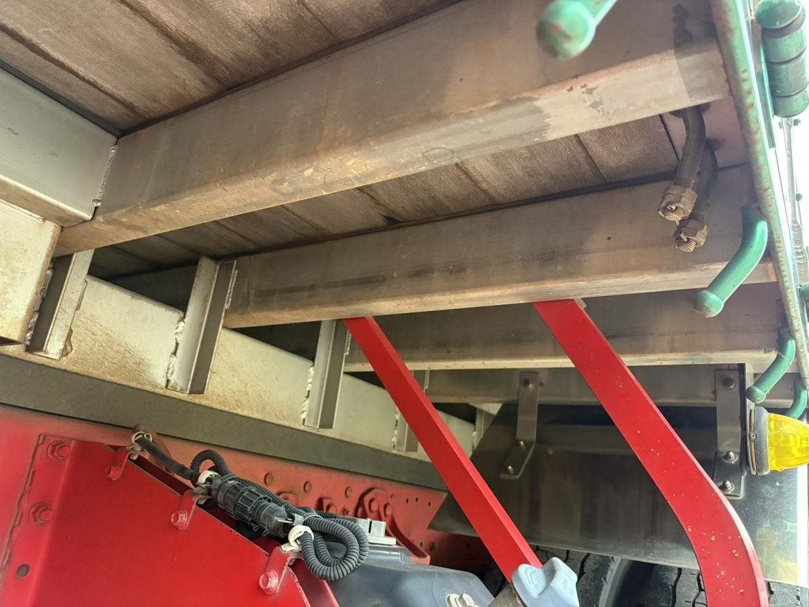 H28年式、ファイター、62中型増トン平ボデー、車検付|中古トラックの販売・買取・査定のアイナビ