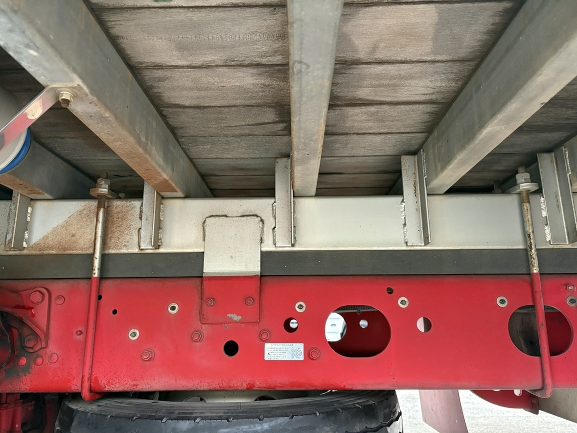 H28年式、ファイター、62中型増トン平ボデー、車検付|中古トラックの販売・買取・査定のアイナビ