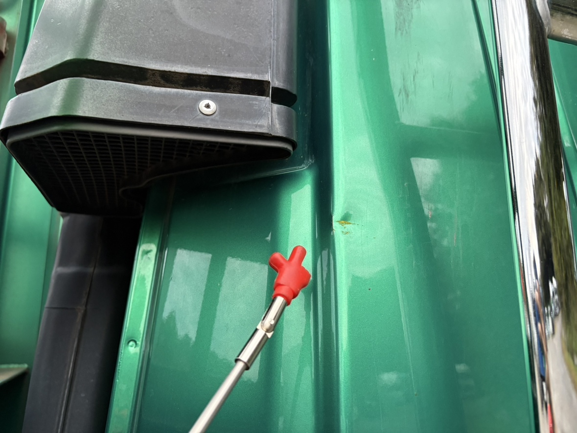 H28年式、ファイター、62中型増トン平ボデー、車検付|中古トラックの販売・買取・査定のアイナビ