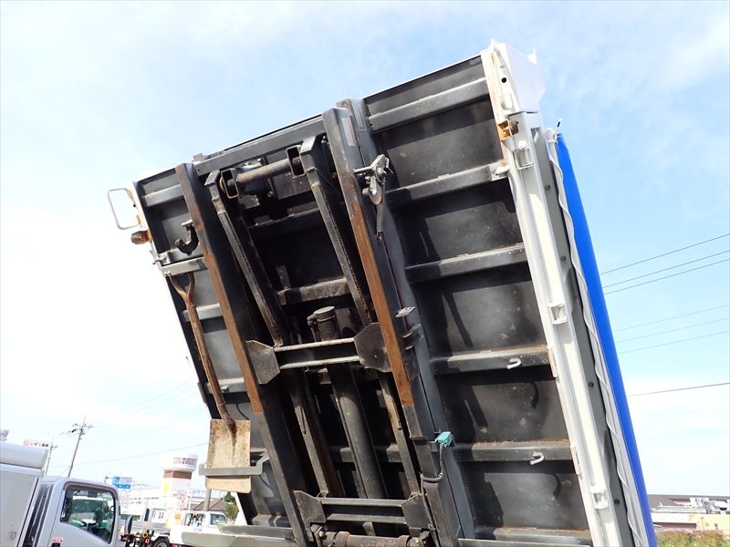 【349626】いすゞ エルフ セーフティローダーダンプ|中古トラックの販売・買取・査定のアイナビ