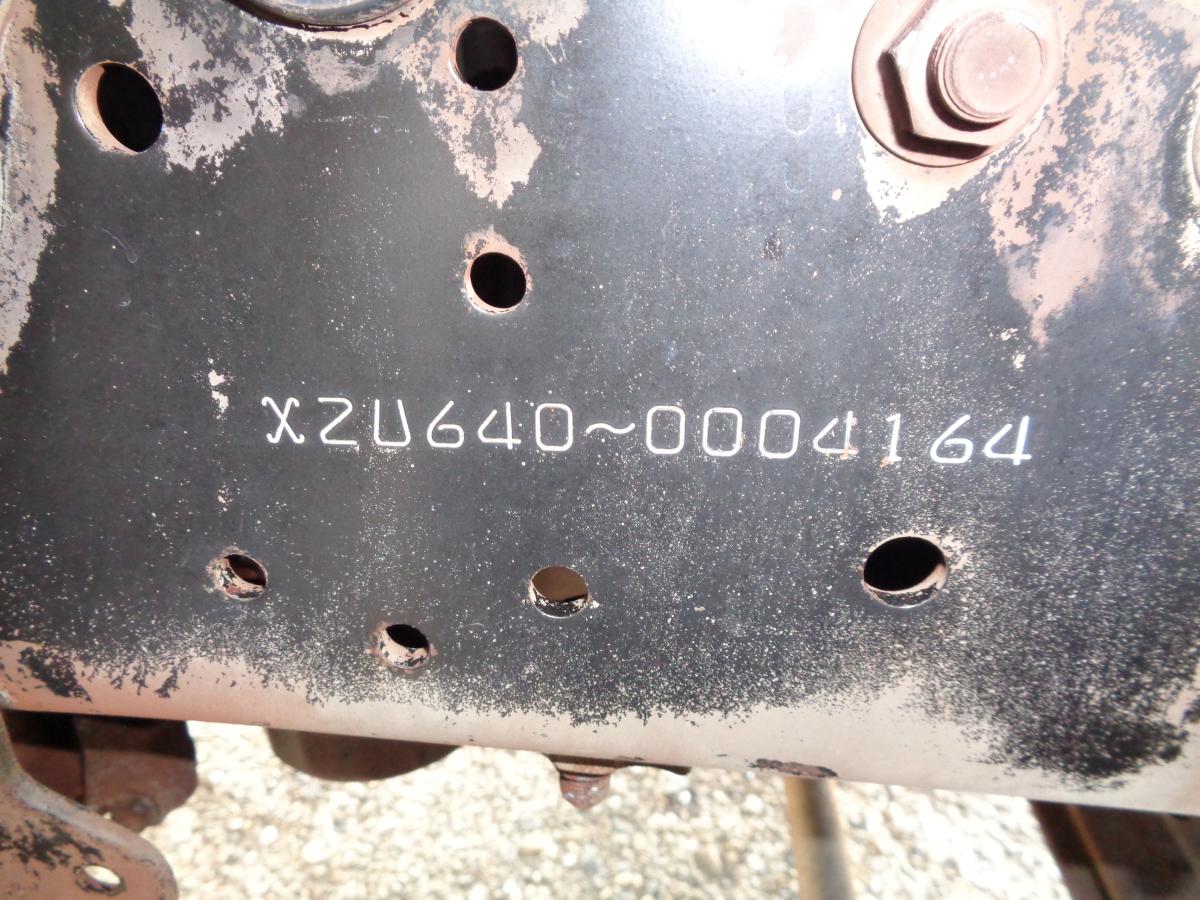 デュトロ活魚運搬車平成27年垂直ゲート総ステンレス特注ボディ|中古トラックの販売・買取・査定のアイナビ