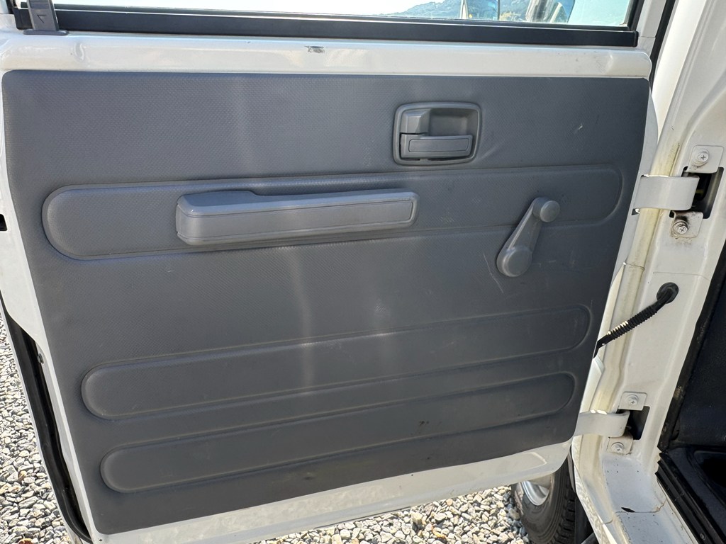 平成30年式☆いすゞエルフ オートマ Wキャブ垂直PG|中古トラックの販売・買取・査定のアイナビ