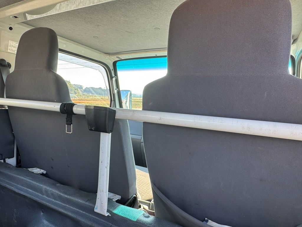 平成30年式☆いすゞエルフ オートマ Wキャブ垂直PG|中古トラックの販売・買取・査定のアイナビ