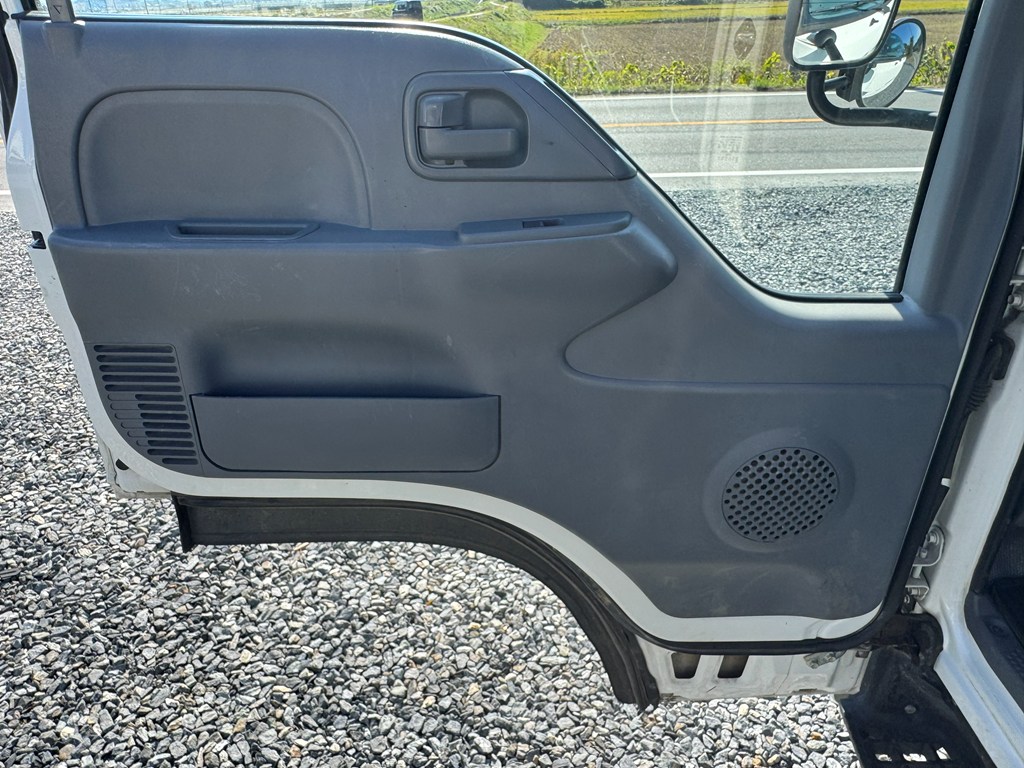 平成30年式☆いすゞエルフ オートマ Wキャブ垂直PG|中古トラックの販売・買取・査定のアイナビ