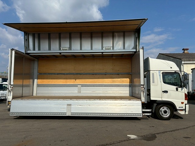 ハイルーフフルキャブベッド付き背高トランテックス240馬力|中古トラックの販売・買取・査定のアイナビ