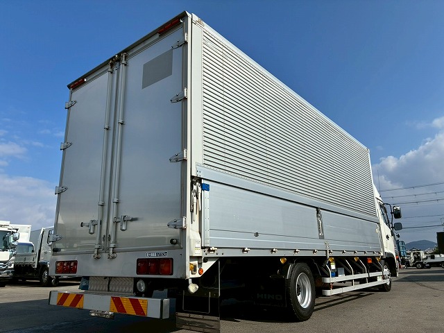 ハイルーフフルキャブベッド付き背高トランテックス240馬力|中古トラックの販売・買取・査定のアイナビ