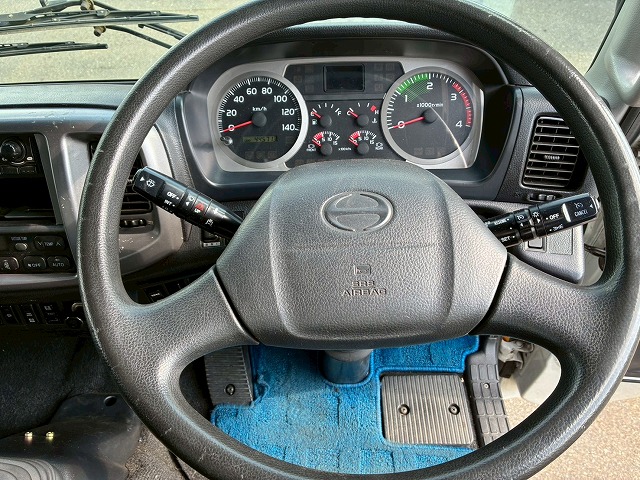 ハイルーフフルキャブベッド付き背高トランテックス240馬力|中古トラックの販売・買取・査定のアイナビ