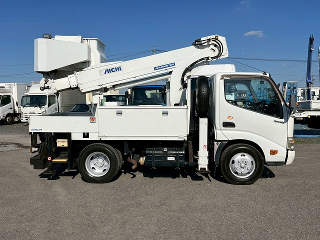 AICHI製・スカイマスター★SB10A★9.7m★通信仕様★FRPバケット|中古トラックの販売・買取・査定のアイナビ