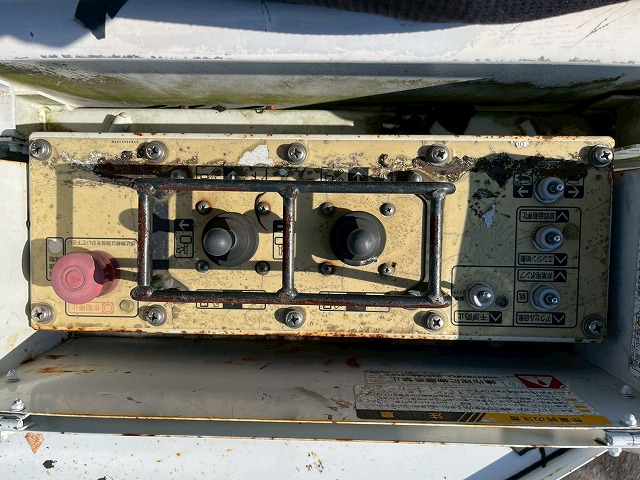 AICHI製・スカイマスター★SB10A★9.7m★通信仕様★FRPバケット|中古トラックの販売・買取・査定のアイナビ