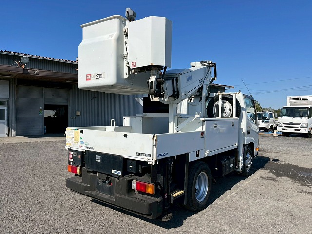 AICHI製・スカイマスター★SB10A★9.7m★通信仕様★FRPバケット|中古トラックの販売・買取・査定のアイナビ