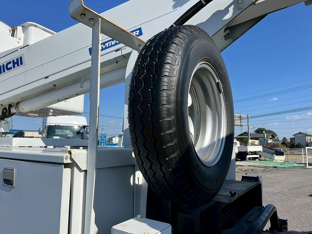 AICHI製・スカイマスター★SB10A★9.7m★通信仕様★FRPバケット|中古トラックの販売・買取・査定のアイナビ