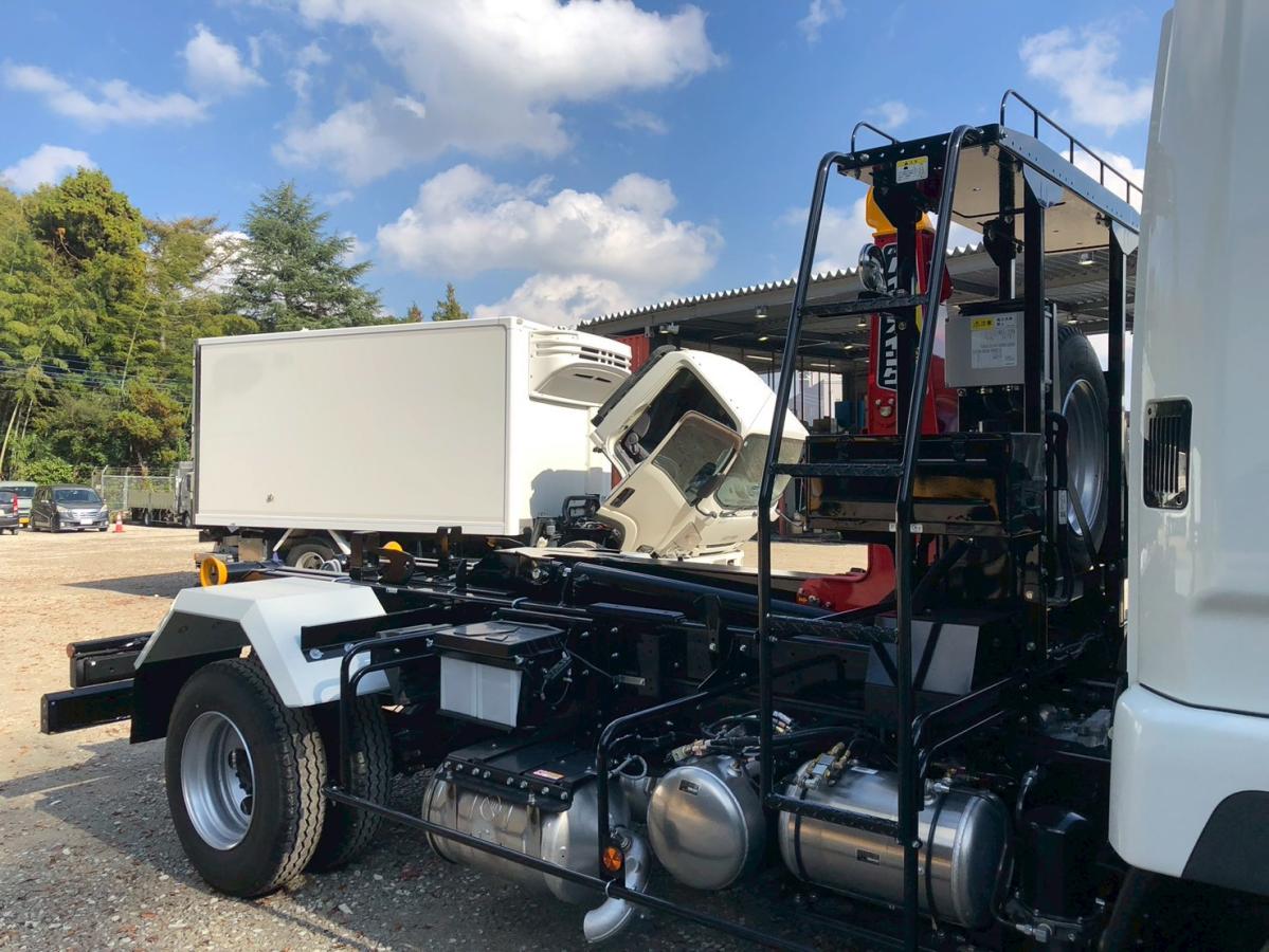 フックロール極東ラジコン付き未使用車車検付|中古トラックの販売・買取・査定のアイナビ