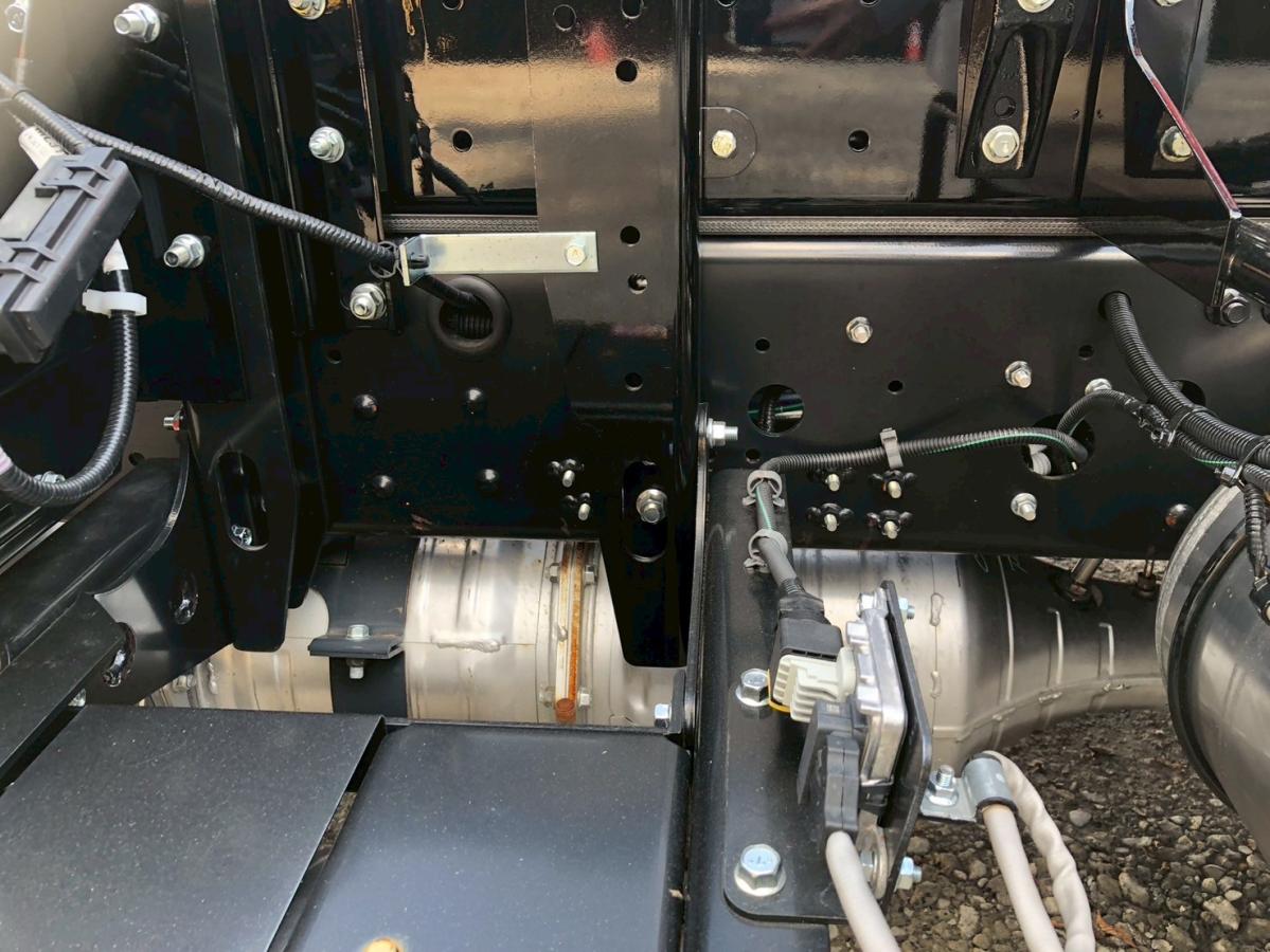 フックロール極東ラジコン付き未使用車車検付|中古トラックの販売・買取・査定のアイナビ