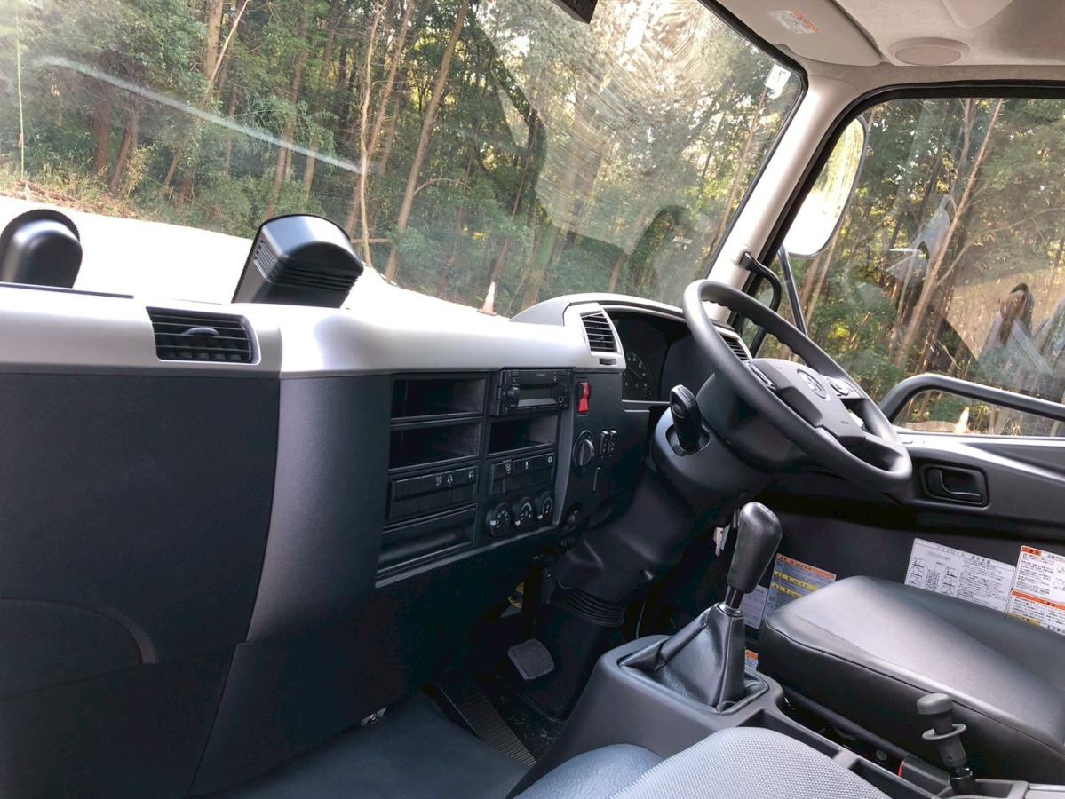 フックロール極東ラジコン付き未使用車車検付|中古トラックの販売・買取・査定のアイナビ