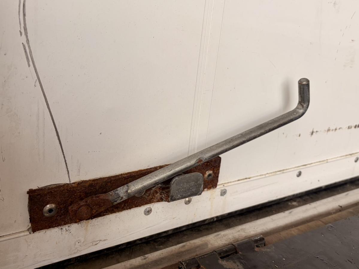 令和3年式2RG-FRR90T2格納ゲート付エアサスアルミウイング|中古トラックの販売・買取・査定のアイナビ