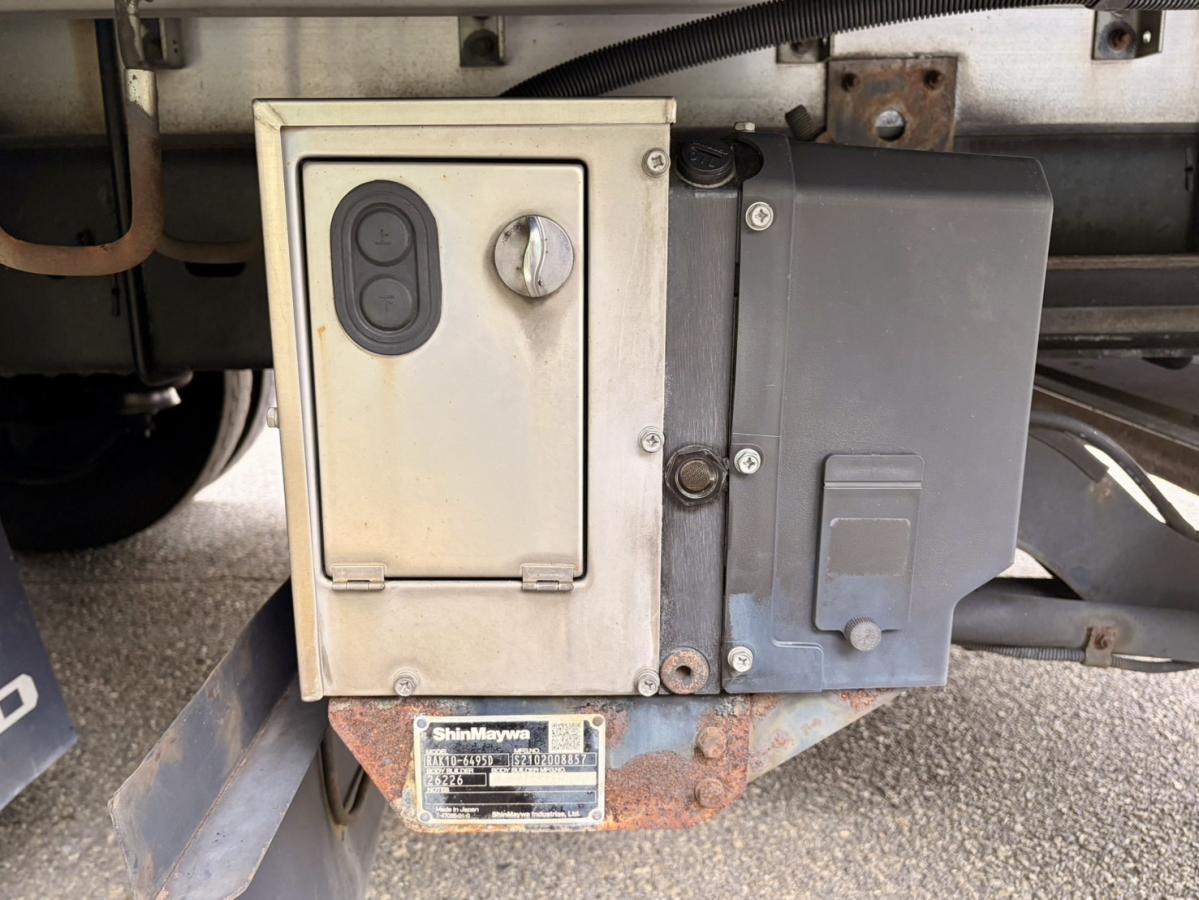 令和3年式2RG-FRR90T2格納ゲート付エアサスアルミウイング|中古トラックの販売・買取・査定のアイナビ